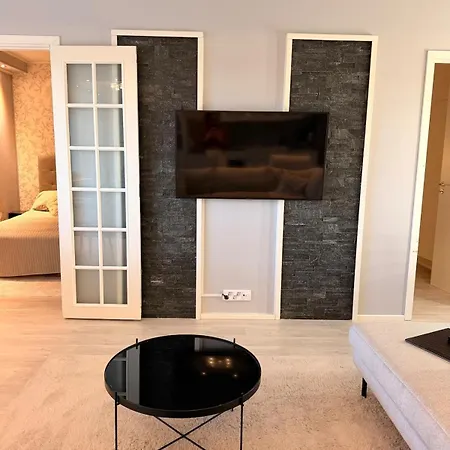 Penthouse With Sauna In The Center